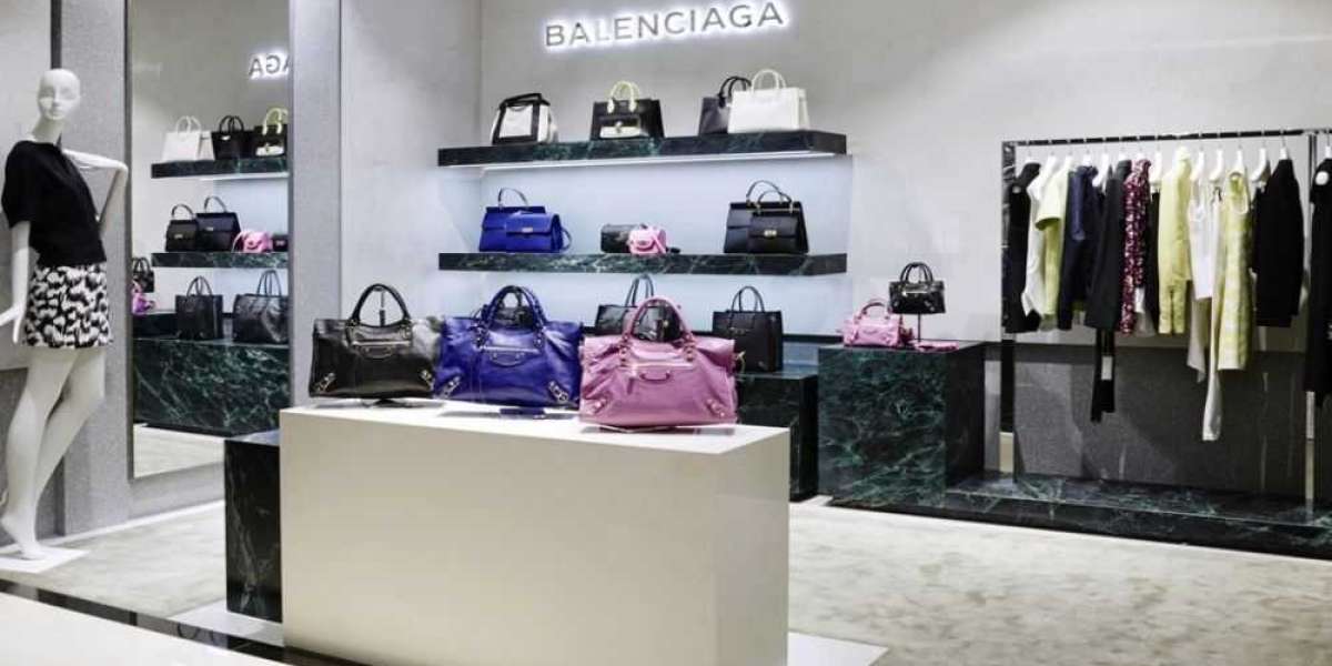 class Balenciaga Shoes Sale on Elizabethan ruffs